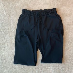 🖤 Lululemon / Stretch High Rise Jogger